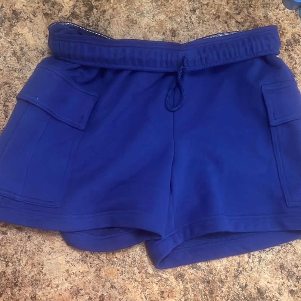 Aritzia TNA sweat fleece terry fleece mega fit cargo shorts